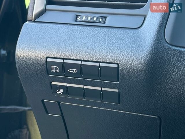 Зелений Лексус РХ, об'ємом двигуна 3.5 л та пробігом 60 тис. км за 60900 $, фото 19 на Automoto.ua