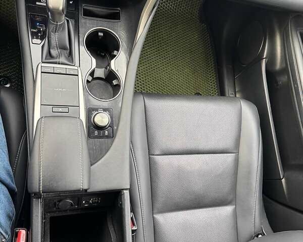 Зелений Лексус РХ, об'ємом двигуна 2 л та пробігом 97 тис. км за 41500 $, фото 14 на Automoto.ua