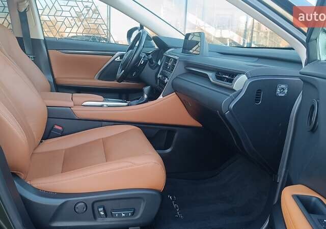 Зелений Лексус РХ, об'ємом двигуна 2 л та пробігом 113 тис. км за 48184 $, фото 5 на Automoto.ua