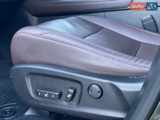 Зелений Лексус РХ, об'ємом двигуна 3.5 л та пробігом 60 тис. км за 60900 $, фото 13 на Automoto.ua