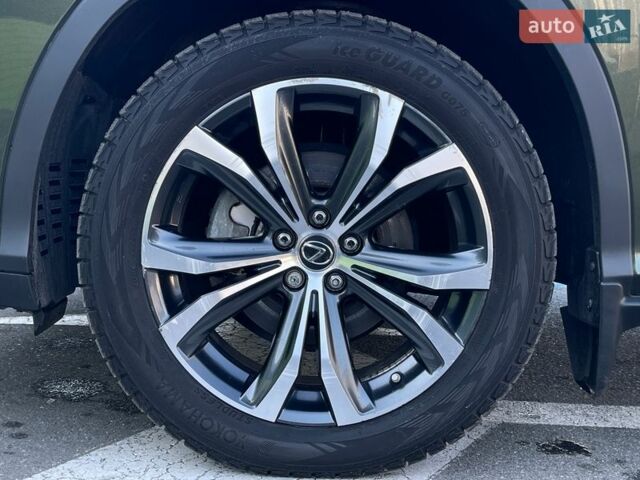 Зелений Лексус РХ, об'ємом двигуна 3.5 л та пробігом 60 тис. км за 60900 $, фото 34 на Automoto.ua