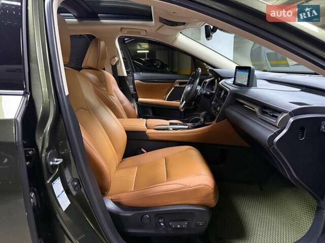 Зеленый Лексус РХ, объемом двигателя 3.5 л и пробегом 15 тыс. км за 62500 $, фото 106 на Automoto.ua