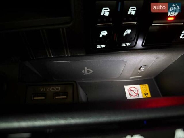 Зеленый Лексус РХ, объемом двигателя 3.5 л и пробегом 15 тыс. км за 62500 $, фото 98 на Automoto.ua