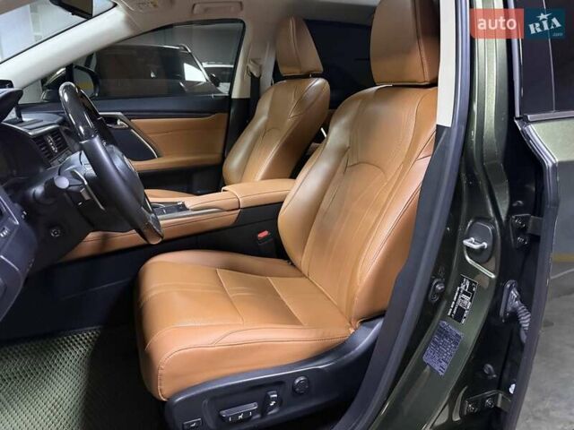 Зеленый Лексус РХ, объемом двигателя 3.5 л и пробегом 15 тыс. км за 62500 $, фото 49 на Automoto.ua