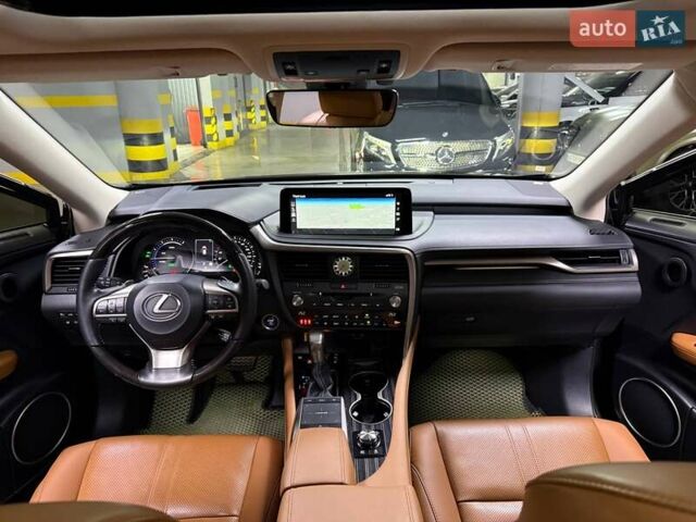 Зеленый Лексус РХ, объемом двигателя 3.5 л и пробегом 15 тыс. км за 62500 $, фото 55 на Automoto.ua