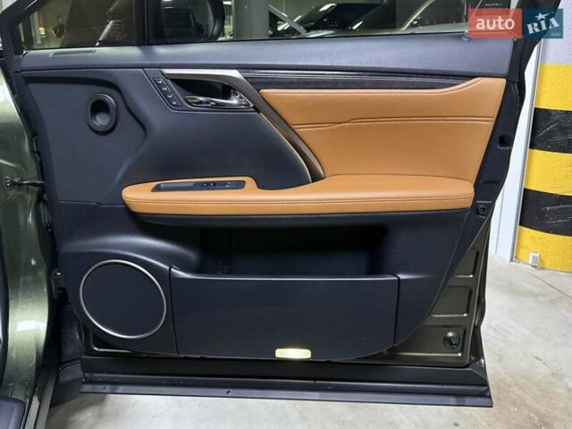 Зеленый Лексус РХ, объемом двигателя 3.5 л и пробегом 15 тыс. км за 62500 $, фото 117 на Automoto.ua