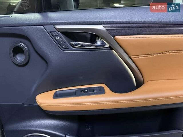 Зеленый Лексус РХ, объемом двигателя 3.5 л и пробегом 15 тыс. км за 62500 $, фото 116 на Automoto.ua