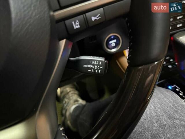 Зеленый Лексус РХ, объемом двигателя 3.5 л и пробегом 15 тыс. км за 62500 $, фото 82 на Automoto.ua