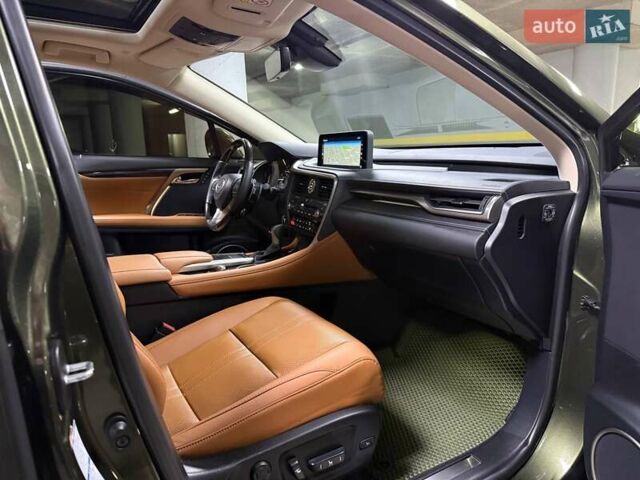 Зеленый Лексус РХ, объемом двигателя 3.5 л и пробегом 15 тыс. км за 62500 $, фото 105 на Automoto.ua