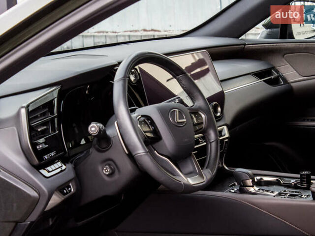 Зеленый Лексус РХ, объемом двигателя 2.4 л и пробегом 17 тыс. км за 68000 $, фото 5 на Automoto.ua