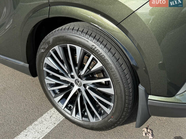 Зелений Лексус РХ, об'ємом двигуна 2.5 л та пробігом 25 тис. км за 74500 $, фото 16 на Automoto.ua