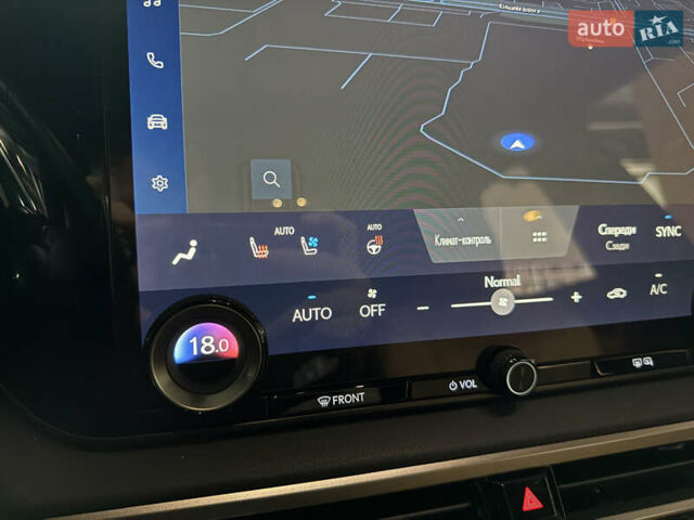 Зелений Лексус РХ, об'ємом двигуна 2.5 л та пробігом 25 тис. км за 74500 $, фото 34 на Automoto.ua