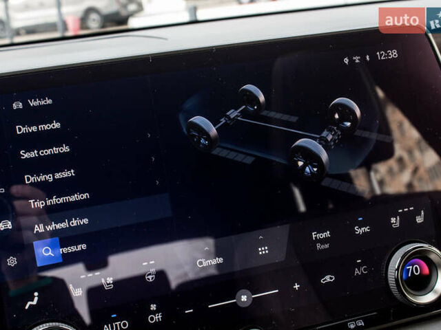 Зеленый Лексус РХ, объемом двигателя 2.4 л и пробегом 17 тыс. км за 68000 $, фото 90 на Automoto.ua