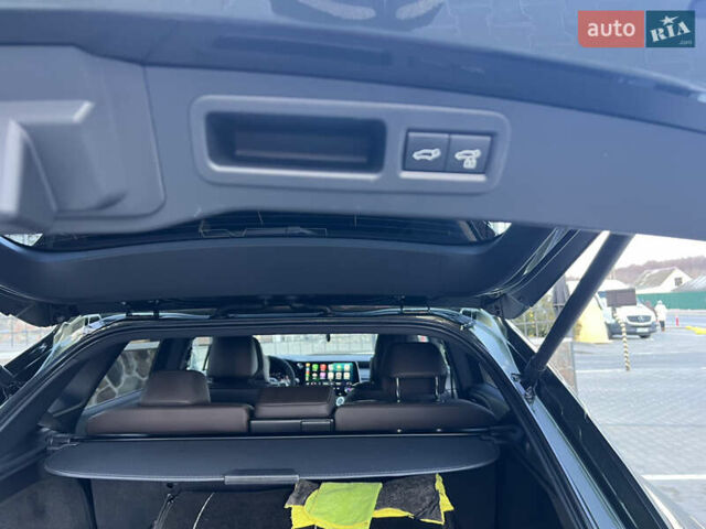 Зеленый Лексус РХ, объемом двигателя 2.39 л и пробегом 24 тыс. км за 71000 $, фото 60 на Automoto.ua