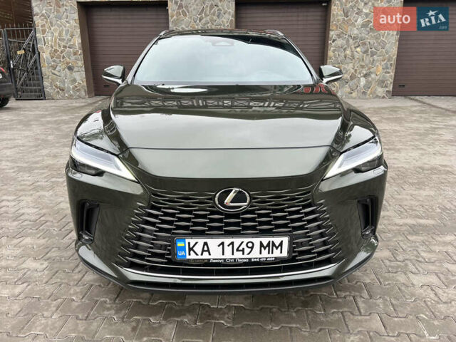 Зеленый Лексус РХ, объемом двигателя 2.39 л и пробегом 24 тыс. км за 71000 $, фото 1 на Automoto.ua