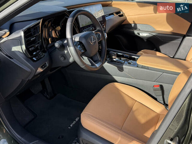 Зелений Лексус РХ, об'ємом двигуна 2.5 л та пробігом 25 тис. км за 74500 $, фото 20 на Automoto.ua