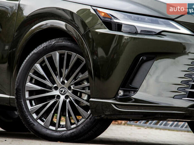 Зелений Лексус РХ, об'ємом двигуна 2.4 л та пробігом 17 тис. км за 63000 $, фото 14 на Automoto.ua