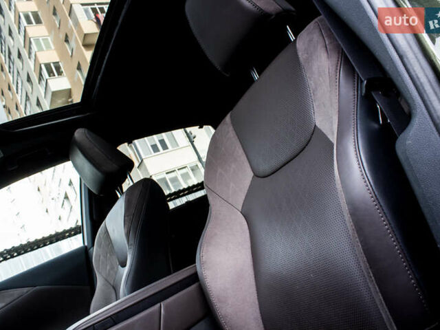 Зелений Лексус РХ, об'ємом двигуна 2.4 л та пробігом 17 тис. км за 63000 $, фото 82 на Automoto.ua