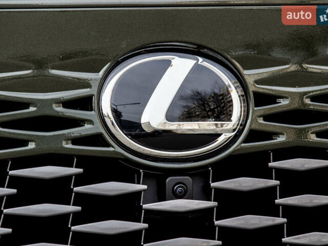 Зелений Лексус РХ, об'ємом двигуна 2.4 л та пробігом 17 тис. км за 63000 $, фото 4 на Automoto.ua