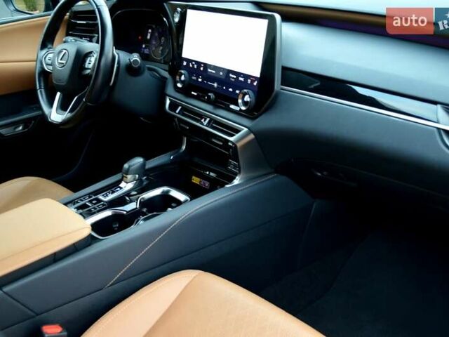 Зелений Лексус РХ, об'ємом двигуна 2.39 л та пробігом 53 тис. км за 57900 $, фото 37 на Automoto.ua