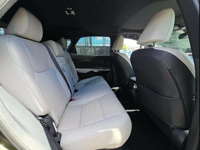 Зеленый Лексус РХ, объемом двигателя 0 л и пробегом 34 тыс. км за 47000 $, фото 6 на Automoto.ua