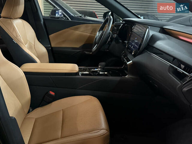 Зелений Лексус РХ, об'ємом двигуна 2.5 л та пробігом 25 тис. км за 74500 $, фото 46 на Automoto.ua