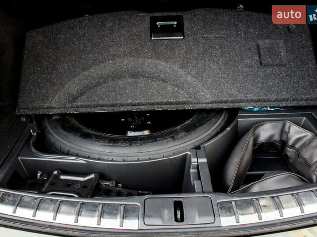 Зелений Лексус РХ, об'ємом двигуна 2.4 л та пробігом 17 тис. км за 63000 $, фото 50 на Automoto.ua