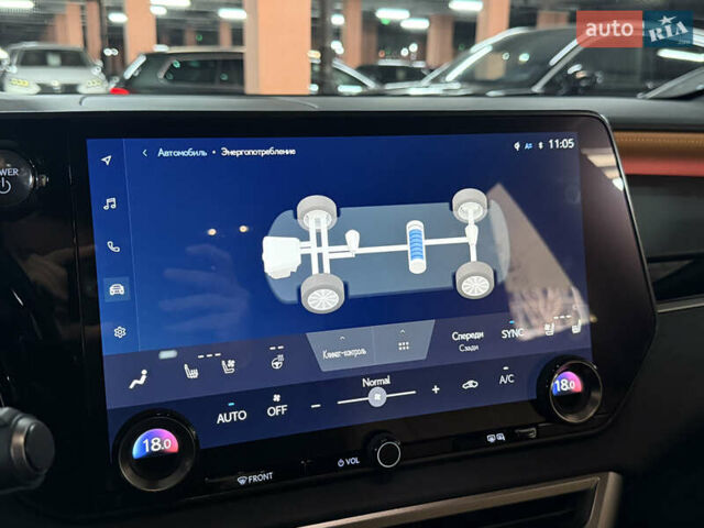 Зелений Лексус РХ, об'ємом двигуна 2.5 л та пробігом 25 тис. км за 74500 $, фото 44 на Automoto.ua