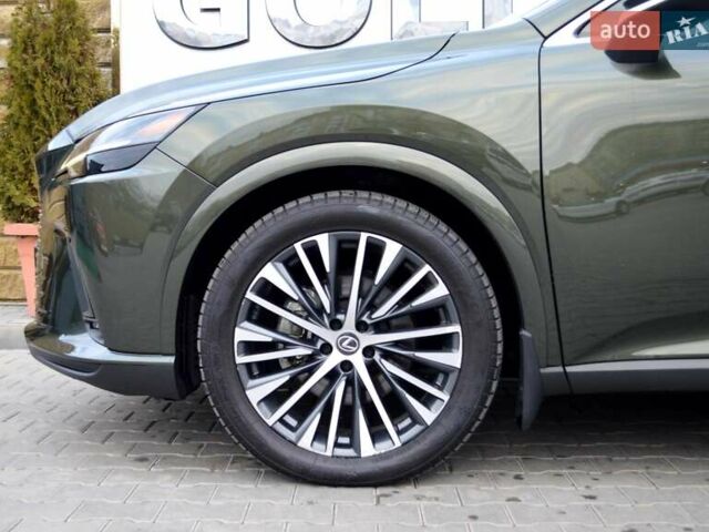 Зелений Лексус РХ, об'ємом двигуна 2.39 л та пробігом 53 тис. км за 57900 $, фото 5 на Automoto.ua