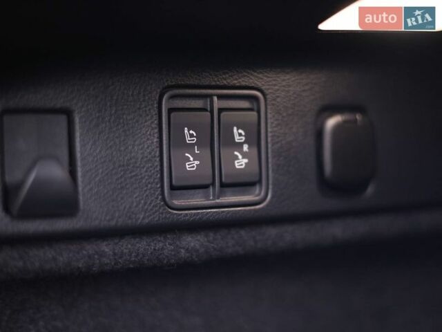 Зелений Лексус РХ, об'ємом двигуна 2.49 л та пробігом 38 тис. км за 81000 $, фото 81 на Automoto.ua