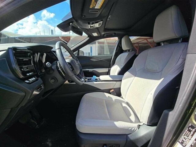 Зеленый Лексус РХ, объемом двигателя 0 л и пробегом 34 тыс. км за 47000 $, фото 5 на Automoto.ua