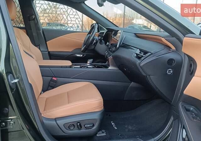 Зеленый Лексус РХ, объемом двигателя 2.4 л и пробегом 38 тыс. км за 66888 $, фото 5 на Automoto.ua