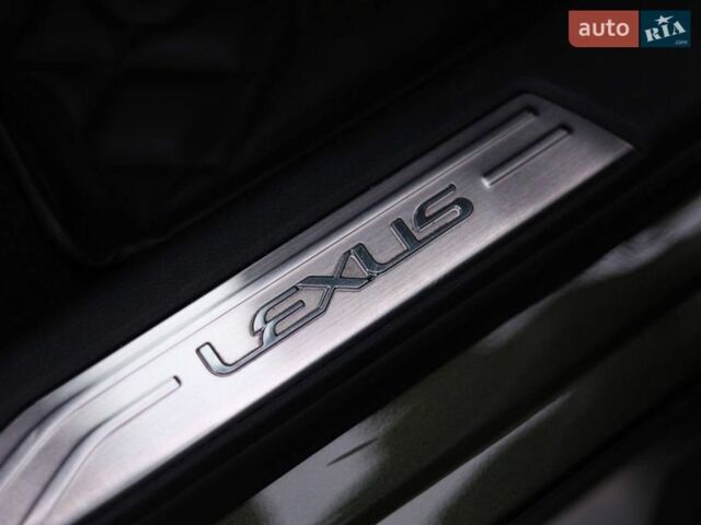 Зелений Лексус РХ, об'ємом двигуна 2.49 л та пробігом 38 тис. км за 81000 $, фото 100 на Automoto.ua