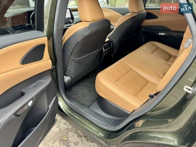 Зелений Лексус РХ, об'ємом двигуна 2.4 л та пробігом 50 тис. км за 59900 $, фото 10 на Automoto.ua