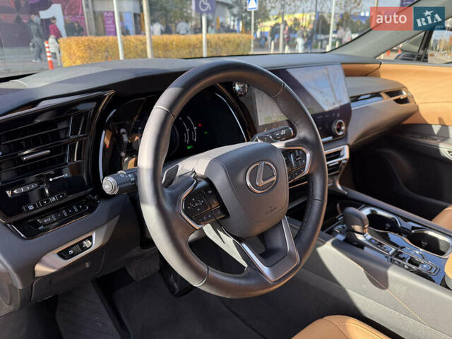 Зелений Лексус РХ, об'ємом двигуна 2.5 л та пробігом 25 тис. км за 74500 $, фото 27 на Automoto.ua