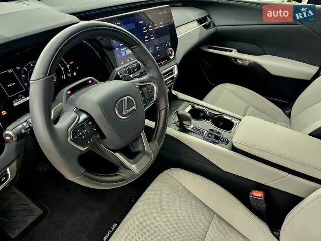 Лексус РХ 2024 в Киеве на Automoto.ua Зеленый Лексус РХ, объемом двигателя 2.4 л и пробегом 5 тыс. км за 62500 $, фото 11 на Automoto.ua