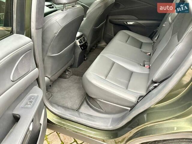 Зелений Лексус РХ, об'ємом двигуна 2.5 л та пробігом 33 тис. км за 66000 $, фото 19 на Automoto.ua