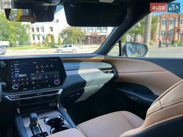 Зелений Лексус РХ, об'ємом двигуна 2.5 л та пробігом 16 тис. км за 64000 $, фото 34 на Automoto.ua