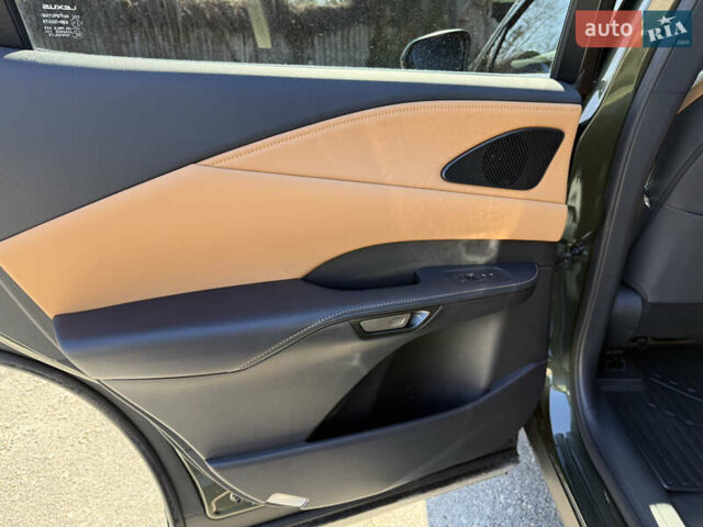 Зелений Лексус РХ, об'ємом двигуна 2.49 л та пробігом 3 тис. км за 86000 $, фото 23 на Automoto.ua