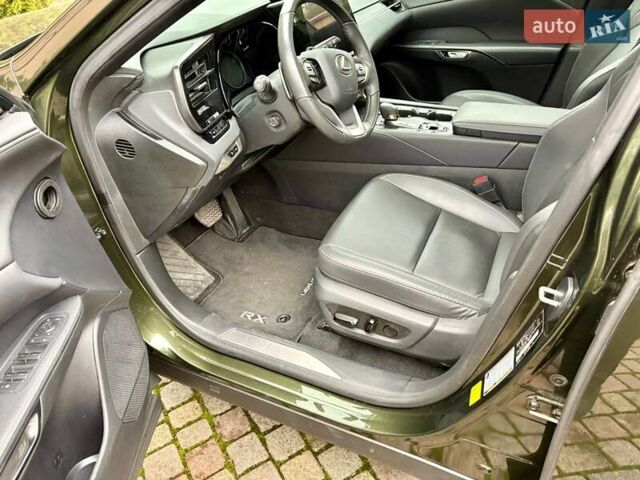 Зелений Лексус РХ, об'ємом двигуна 2.5 л та пробігом 33 тис. км за 66000 $, фото 16 на Automoto.ua