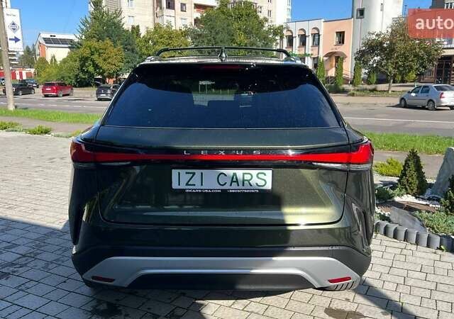 Зелений Лексус РХ, об'ємом двигуна 2.5 л та пробігом 16 тис. км за 64000 $, фото 5 на Automoto.ua
