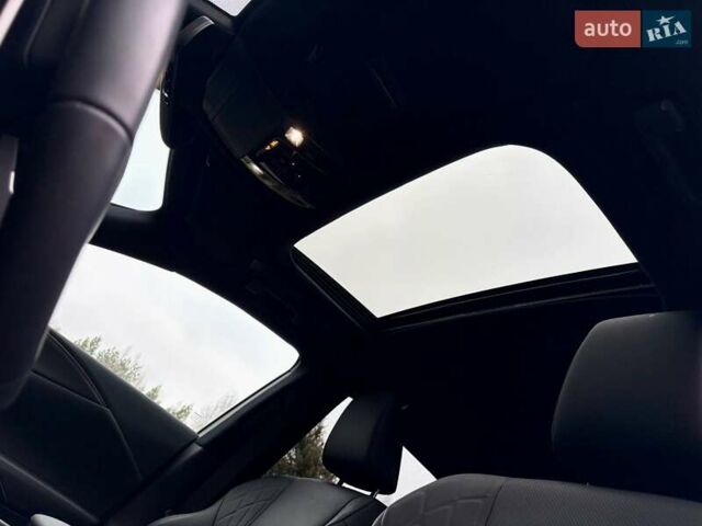 Зелений Лексус РХ, об'ємом двигуна 2.5 л та пробігом 33 тис. км за 66000 $, фото 26 на Automoto.ua