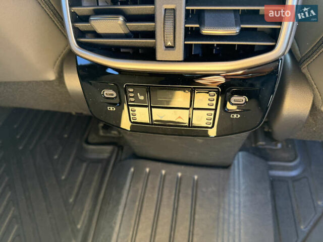 Зелений Лексус РХ, об'ємом двигуна 2.49 л та пробігом 3 тис. км за 86000 $, фото 28 на Automoto.ua