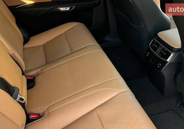 Зелений Лексус РХ, об'ємом двигуна 2.5 л та пробігом 16 тис. км за 64000 $, фото 40 на Automoto.ua