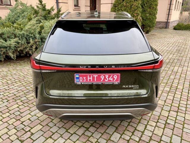 Зелений Лексус РХ, об'ємом двигуна 2.5 л та пробігом 33 тис. км за 65163 $, фото 3 на Automoto.ua