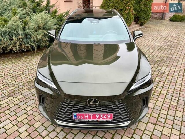 Зелений Лексус РХ, об'ємом двигуна 2.5 л та пробігом 33 тис. км за 66000 $, фото 1 на Automoto.ua