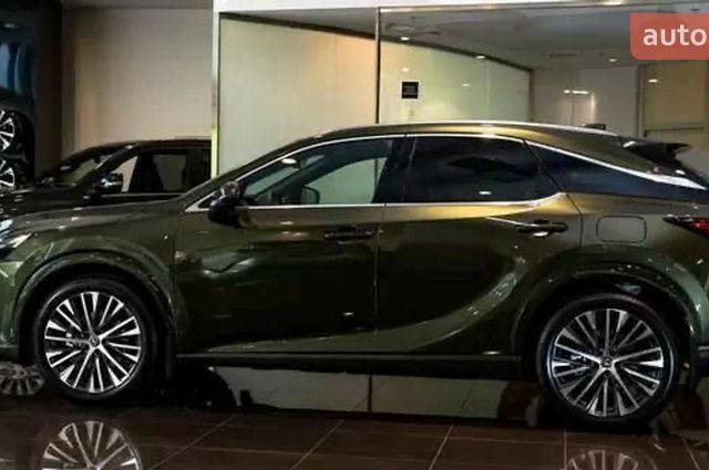 Зеленый Лексус РХ, объемом двигателя 2.4 л и пробегом 6 тыс. км за 72500 $, фото 4 на Automoto.ua