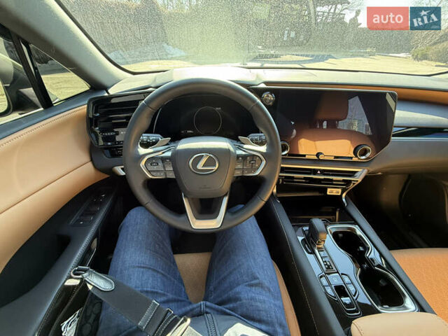 Зелений Лексус РХ, об'ємом двигуна 2.49 л та пробігом 3 тис. км за 86000 $, фото 37 на Automoto.ua