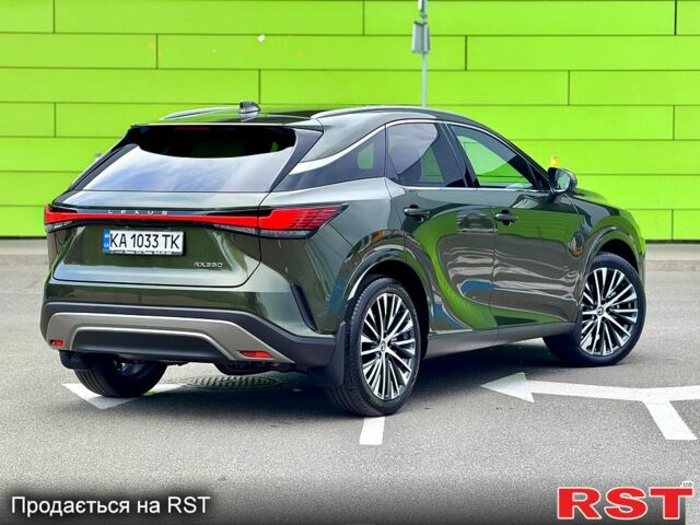 Зелений Лексус РХ, об'ємом двигуна 2.4 л та пробігом 5 тис. км за 71900 $, фото 2 на Automoto.ua