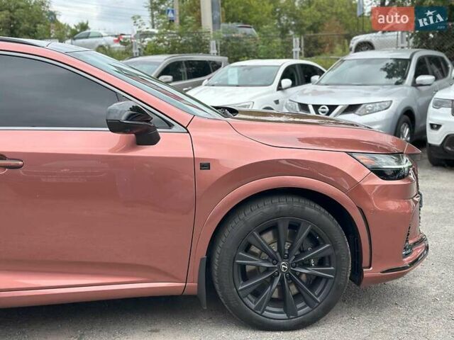 Помаранчевий Лексус РХ, об'ємом двигуна 2.4 л та пробігом 15 тис. км за 70420 $, фото 8 на Automoto.ua